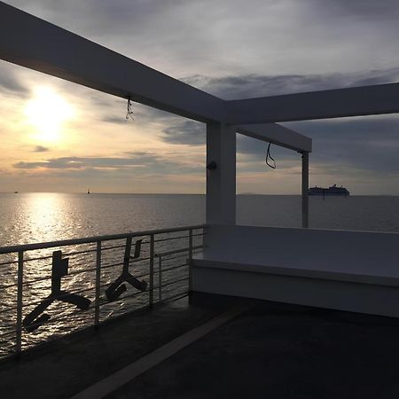 Doulos Phos The Ship Hotel Lagoi Dış mekan fotoğraf