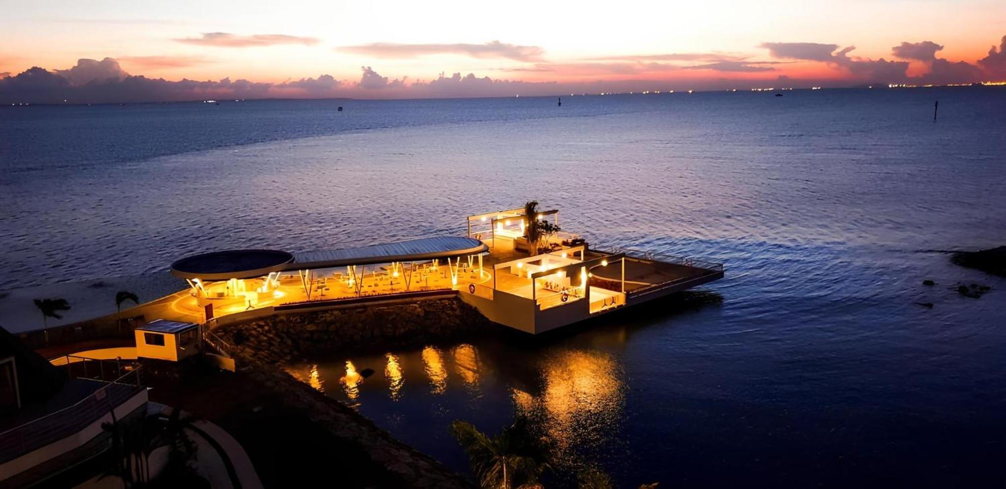 Doulos Phos The Ship Hotel Lagoi Dış mekan fotoğraf