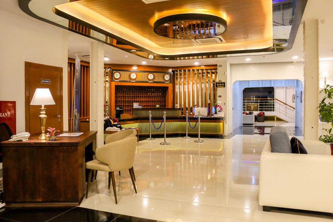 Doulos Phos The Ship Hotel Lagoi Dış mekan fotoğraf
